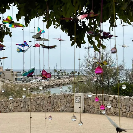 Quiet In Center Steps From Appartement