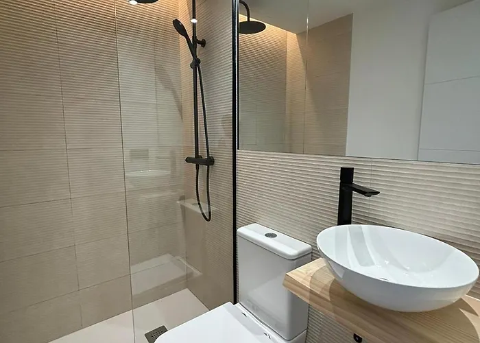 Apartamento Quiet In Center Steps From *